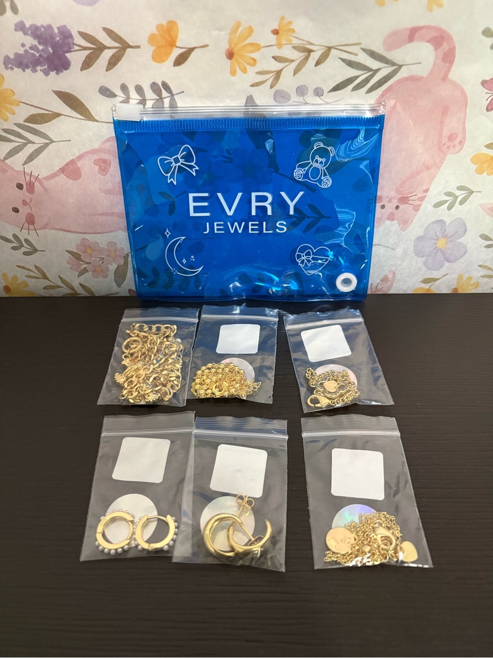 Lot of 6 Evry Jewels includes earrings, bracelet and necklaces gold tone. New